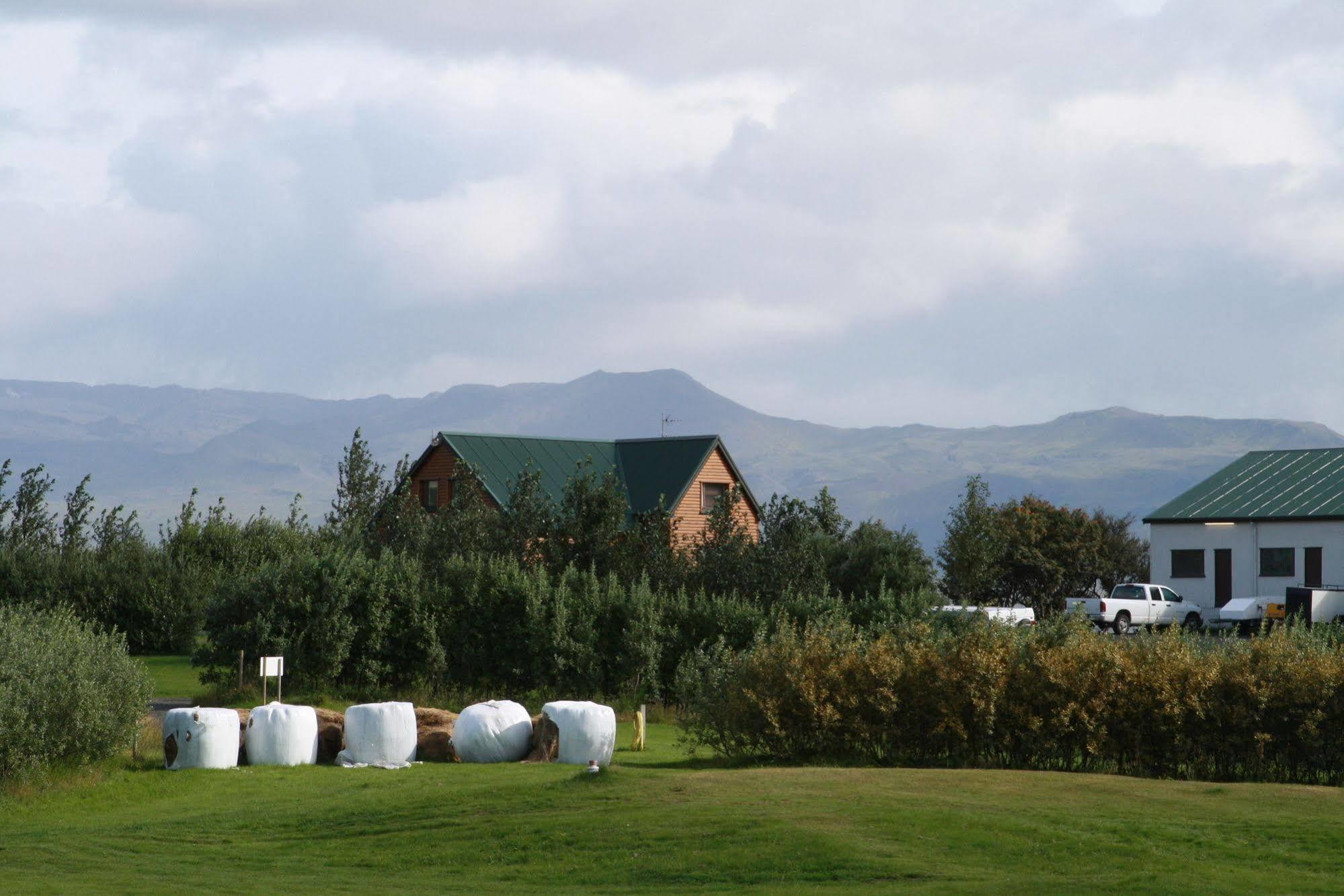 וולסוולור Hellisholar Cottages מראה חיצוני תמונה
